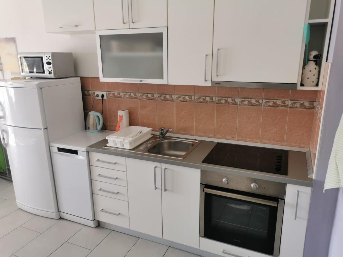 Apartman Sutalo Komarna Kültér fotó