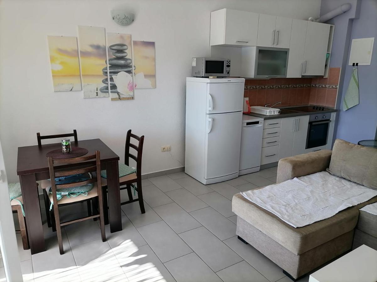 Apartman Sutalo Komarna Kültér fotó