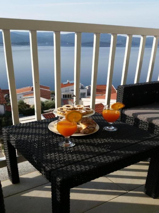 Apartman Sutalo Komarna Kültér fotó