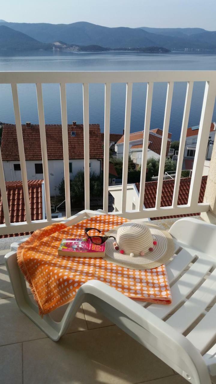 Apartman Sutalo Komarna Kültér fotó